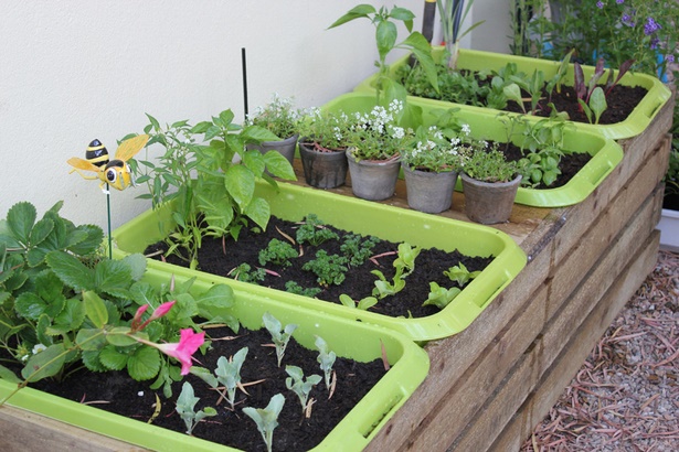 container-veggie-garden-ideas-77_13 Контейнер зеленчукова градина идеи