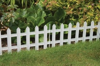 Градина бариера ограда