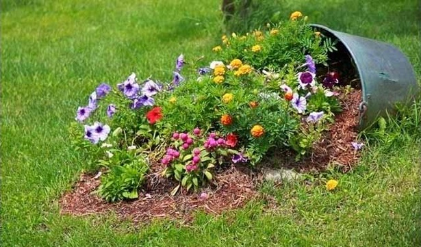 garden-ideas-with-flower-pots-75_16 Градински идеи с саксии