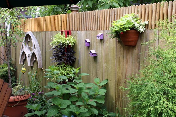 high-garden-fence-ideas-43_10 Висока градина ограда идеи