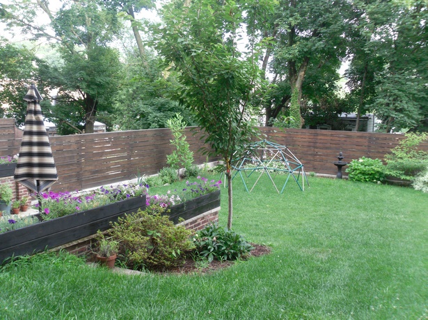 high-garden-fence-ideas-43_18 Висока градина ограда идеи