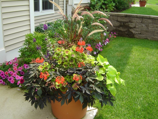 outdoor-flower-pot-arrangement-ideas-05_14 Открит саксия идеи за подреждане на цветя