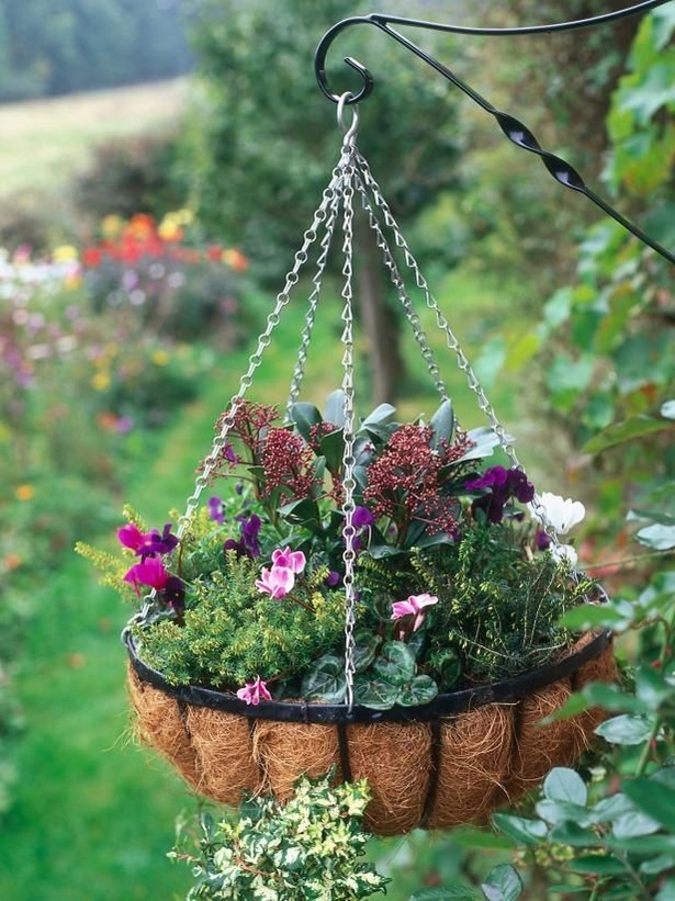 outdoor-hanging-planter-ideas-98_9 Открит висящи плантатор идеи