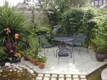 patio-design-ideas-for-small-gardens-19_6 Идеи за дизайн на вътрешен двор за малки градини