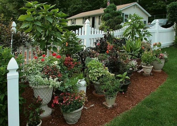 pots-in-gardens-ideas-42_14 Саксии в градини идеи