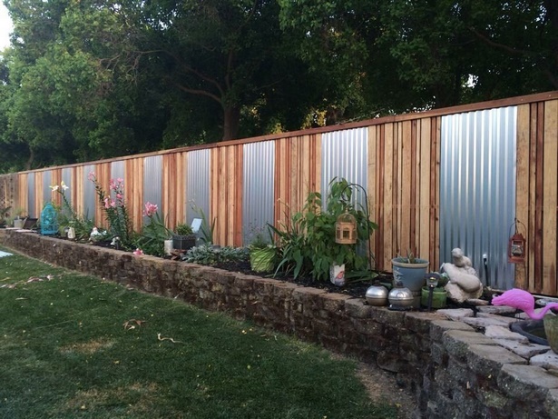 Малки идеи за ограда на задния двор