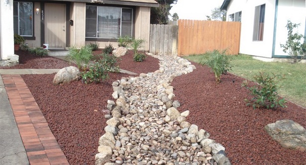 small-front-yard-landscaping-ideas-with-rocks-24_12 Малък преден двор идеи за озеленяване с камъни