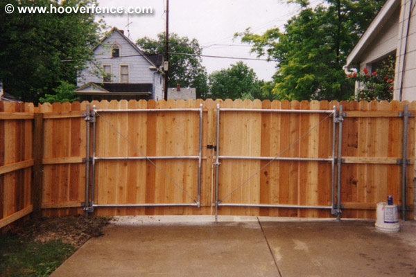 wooden-gates-and-fences-ideas-79_12 Дървени порти и огради идеи