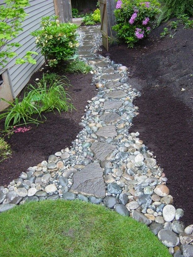 backyard-path-stones-12_5 Двор пътека камъни