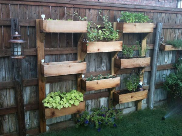 decorate-your-backyard-fence-18_12 Украсете задния двор ограда