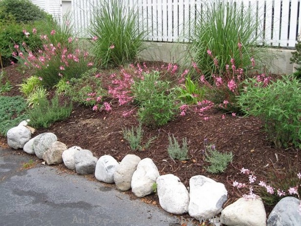flower-bed-edging-with-rocks-54_17 Цветно легло кант с камъни