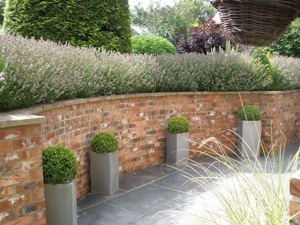 front-garden-brick-wall-ideas-58_14 Фронт градина тухлена стена идеи