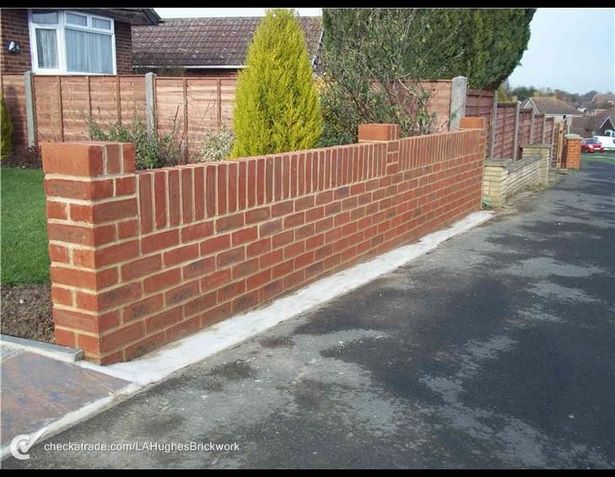 front-garden-brick-wall-ideas-58_9 Фронт градина тухлена стена идеи