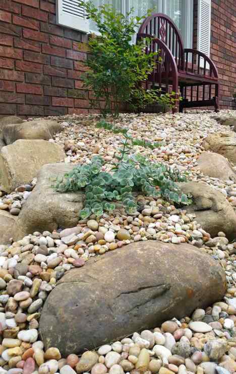 landscaping-ideas-with-rocks-boulders-32_3 Идеи за озеленяване със скални камъни