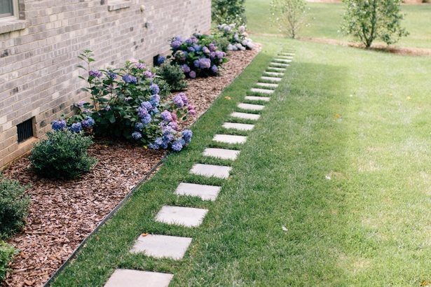 landscaping-stepping-stones-pathway-43_10 Озеленяване стъпаловидна пътека