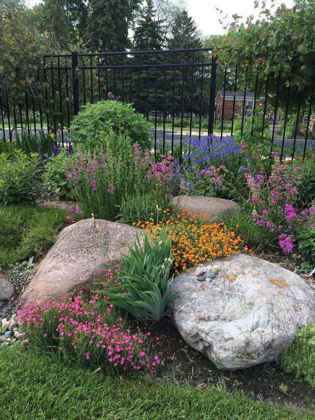 landscaping-with-rocks-and-flowers-64_3 Озеленяване с камъни и цветя