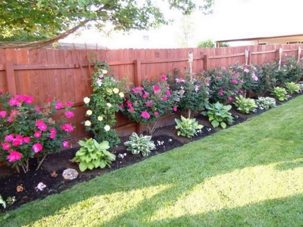 privacy-fence-landscaping-30_18 Поверителност ограда озеленяване