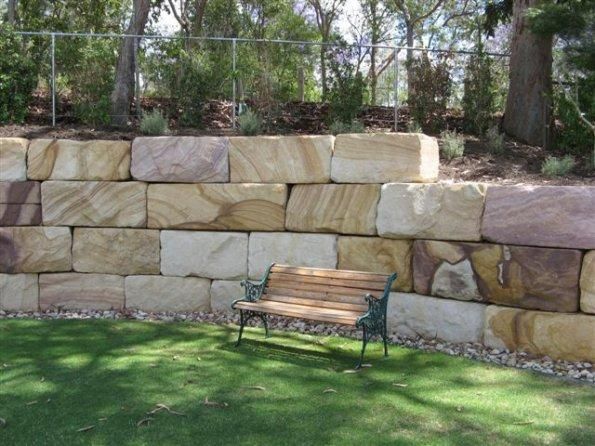 sandstone-retaining-wall-design-95_3 Пясъчник подпорна стена дизайн