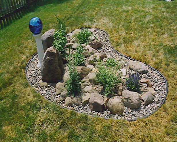 small-garden-ideas-with-rocks-11_17 Малки градински идеи с камъни