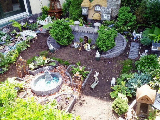 backyard-fairy-garden-ideas-71_19 Двор фея градина идеи