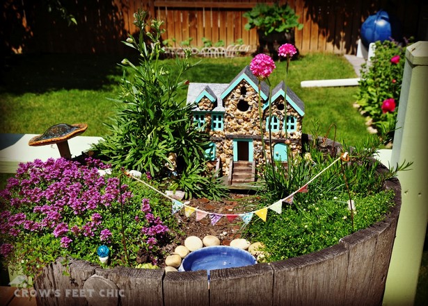 fairy-garden-decorating-ideas-45_16 Приказна градина декоративни идеи