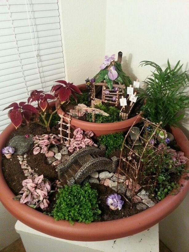 fairy-garden-ideas-for-small-spaces-61_10 Приказни градински идеи за малки пространства