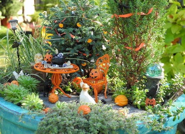 fairy-garden-ideas-for-small-spaces-61_3 Приказни градински идеи за малки пространства