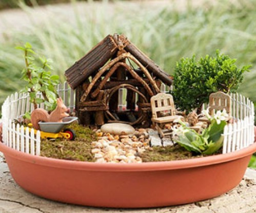 fairy-garden-ideas-for-small-spaces-61_9 Приказни градински идеи за малки пространства