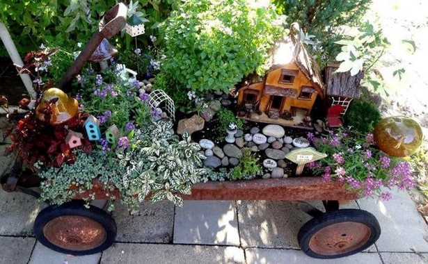 fairy-garden-in-a-wagon-05 Приказна градина във вагон