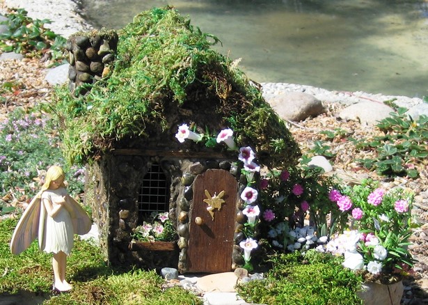 fairy-houses-for-your-garden-02_8 Приказни къщи за вашата градина