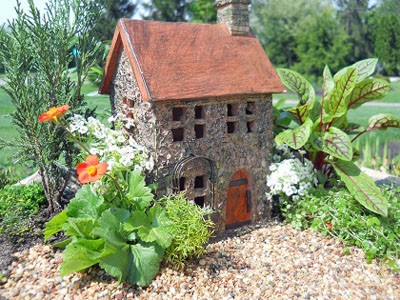 miniature-houses-for-fairy-gardens-25_10 Миниатюрни къщи за приказни градини
