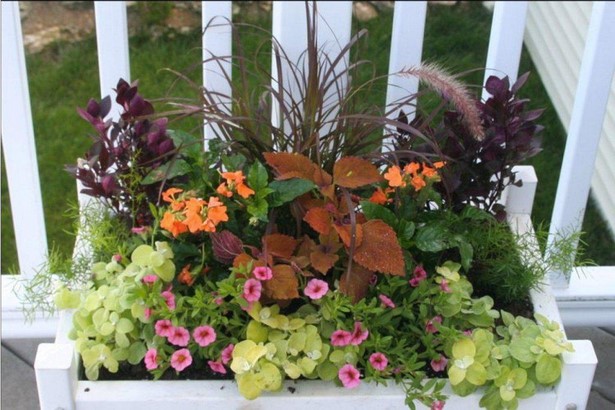 outdoor-flower-planters-ideas-28_4 Открит цвете саксии идеи
