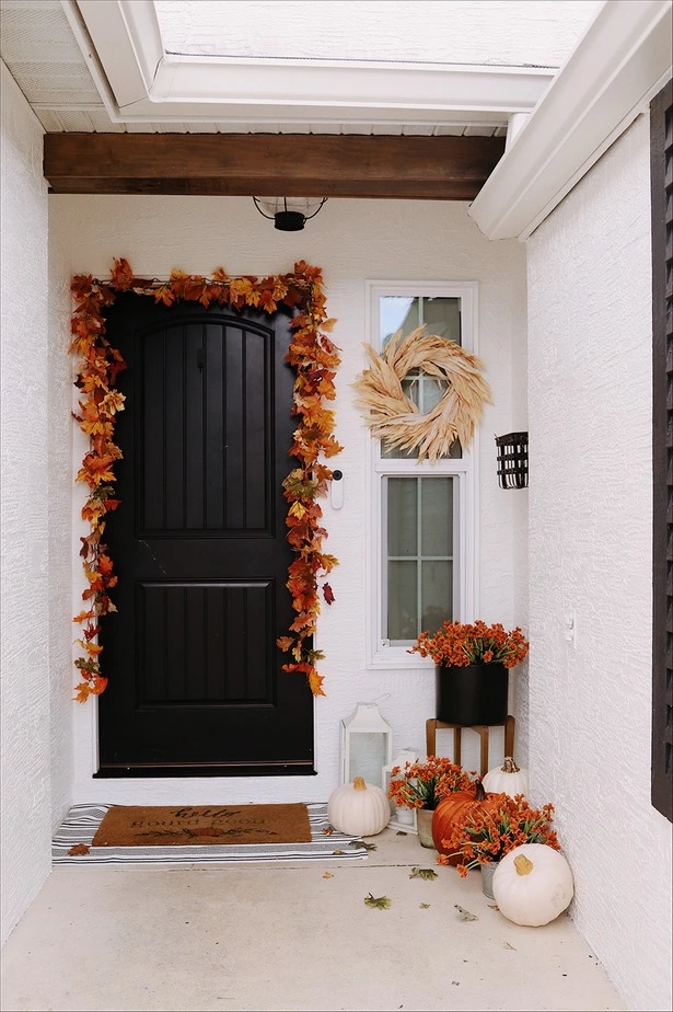 fall-decorating-ideas-for-small-front-porch-39_16-7 Идеи за декорация на малка веранда