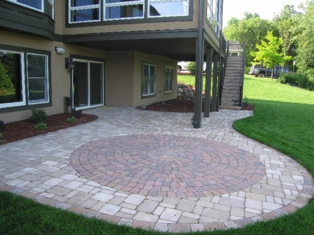 backyard-paver-patio-designs-25_13 Дизайн на задния двор