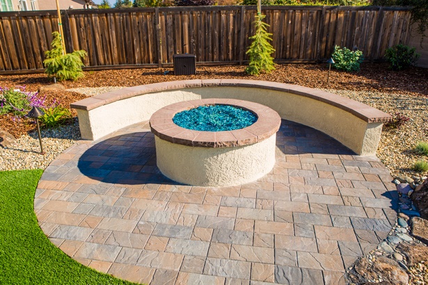 backyard-paving-stone-designs-44_17 Дизайн на павета за задния двор