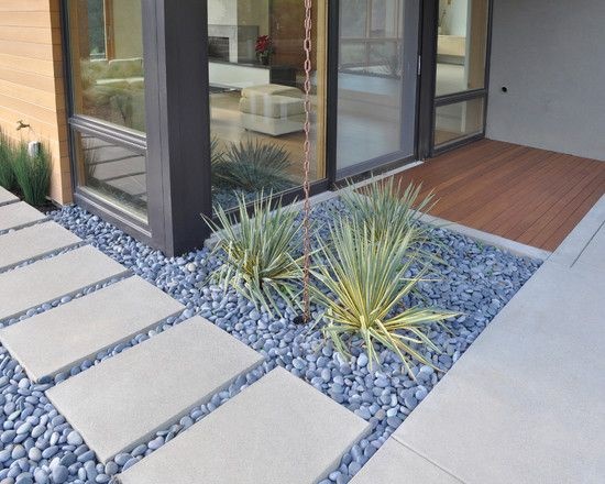 garden-designs-with-pebbles-and-pavers-90_14 Градински дизайн с камъчета и павета