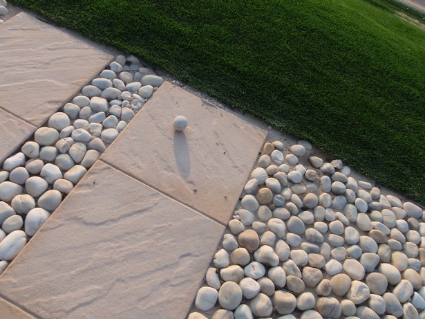 garden-designs-with-pebbles-and-pavers-90_8 Градински дизайн с камъчета и павета
