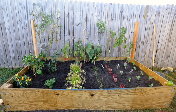 home-garden-ideas-vegetable-76_8 Основен градински идеи зеленчукови