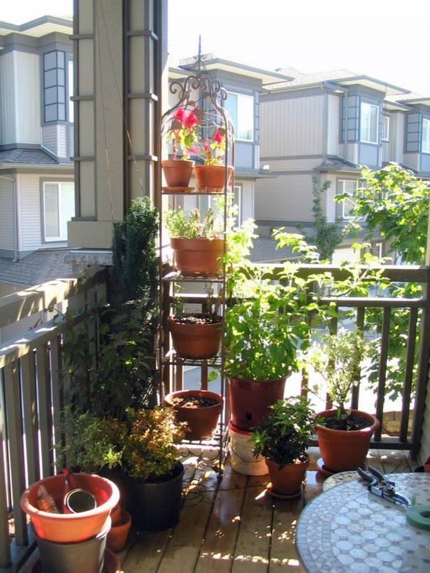 mini-balcony-garden-86_6 Мини балкон градина