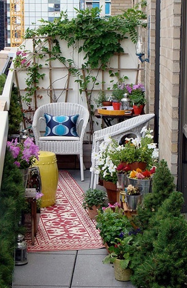 tiny-balcony-garden-72_9 Малка тераса градина