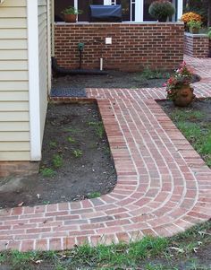 backyard-brick-walkway-80_2 Заден двор тухла пешеходна пътека