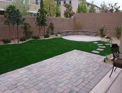 backyard-landscaping-with-pavers-29_7 Дворно озеленяване с павета