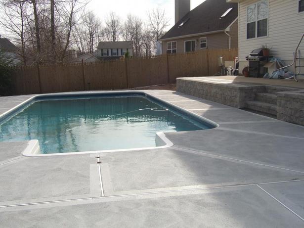 concrete-pool-patio-ideas-77 Конкретни идеи за вътрешен двор на басейна