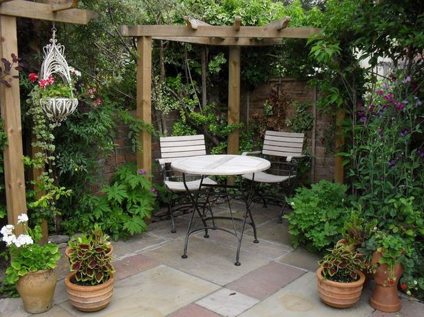 design-ideas-for-small-gardens-patios-23_6 Дизайнерски идеи за малки градини вътрешни дворове