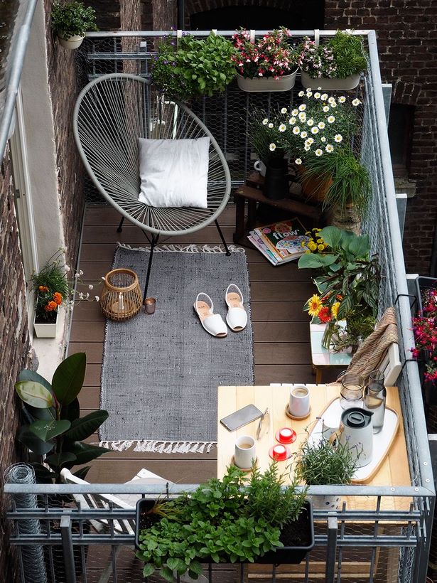 Идеи за малко балконско пространство