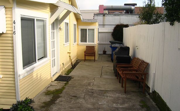 long-narrow-patio-ideas-89_14 Дълги тесни идеи за вътрешен двор