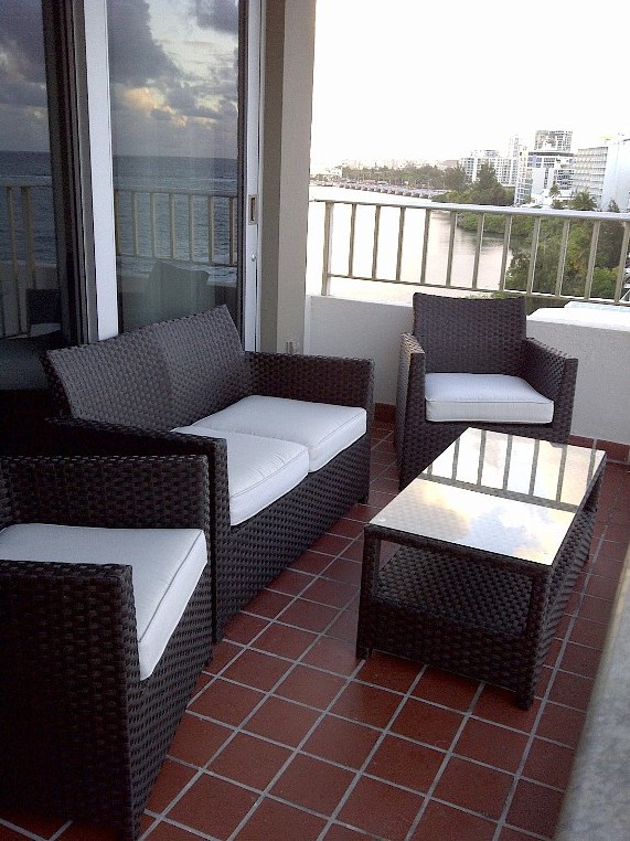 outdoor-furniture-for-apartment-balcony-84_15 Градинска мебел за апартамент балкон