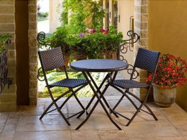patio-furniture-for-small-patios-42_12 Мебели за малки вътрешни дворове