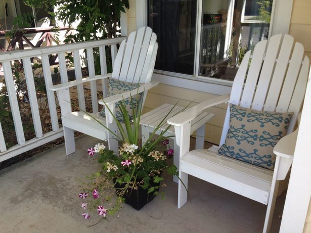 patio-furniture-for-small-porch-60_17 Вътрешен двор мебели за малка веранда