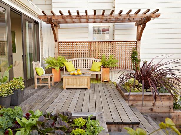 simple-garden-decking-ideas-34 Прости идеи за декорация на градината